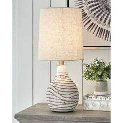 Aleela Table Lamp White/Gold - Signature Design by Ashley